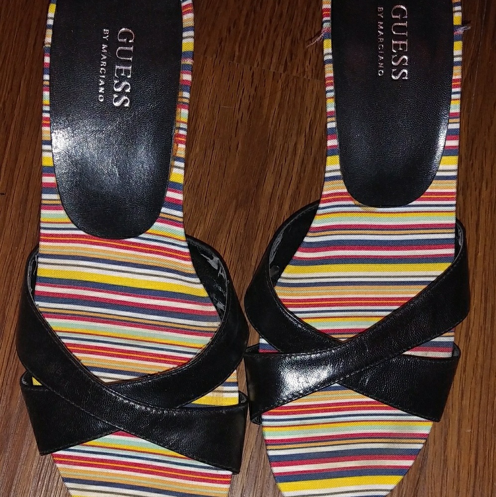 Guess low heeled sandals
